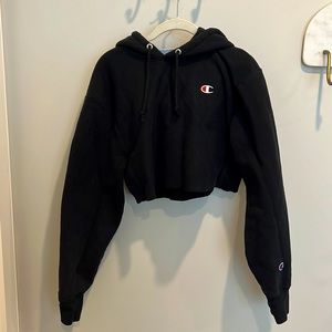 Black cropped champion hoodie